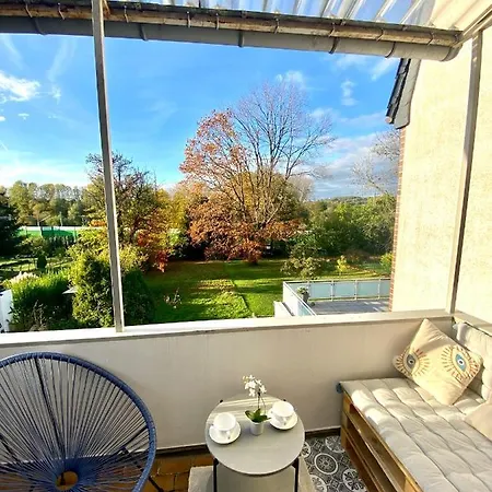 Wunderschoene Altbauwohnung Mit Balkon - 102 Qm * 아헨