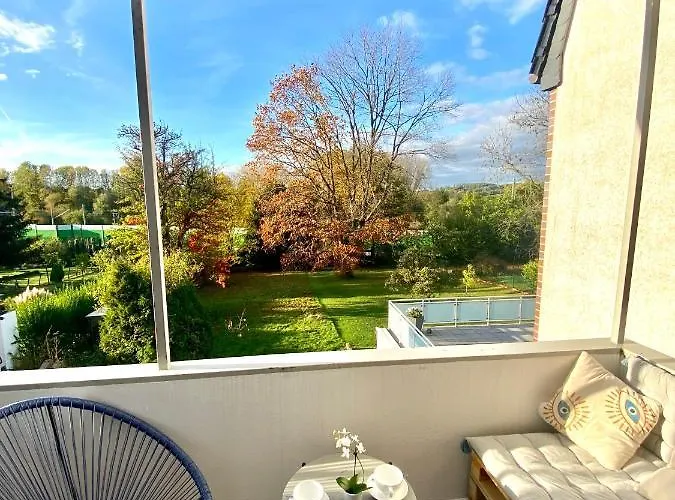 Wunderschoene Altbauwohnung Mit Balkon - 102 Qm * Aachen