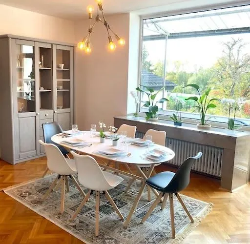 Apartamento Wunderschoene Altbauwohnung Mit Balkon - 102 Qm Aquisgrano
